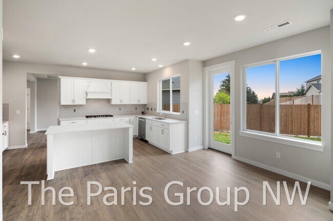 Building Photo - 2122 83rd Ave E