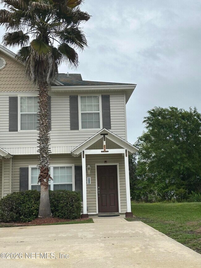 Building Photo - 1827 Lago Del Sur Drive