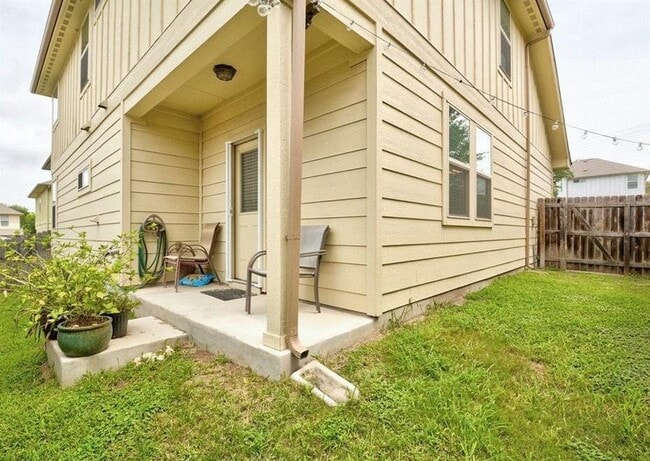 Building Photo - 5808 Needle Nook Ct