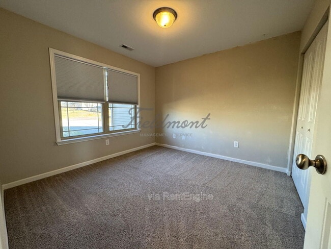 Building Photo - 116 Veranda Cir