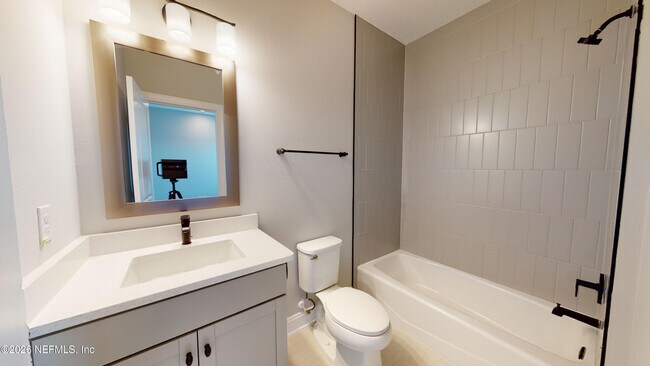 Building Photo - 90 Oak Knoll Ct