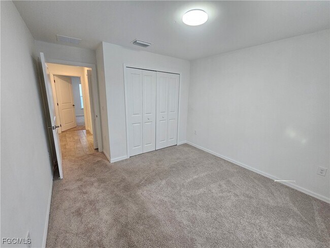 Building Photo - 1138 SW 14th Terrace