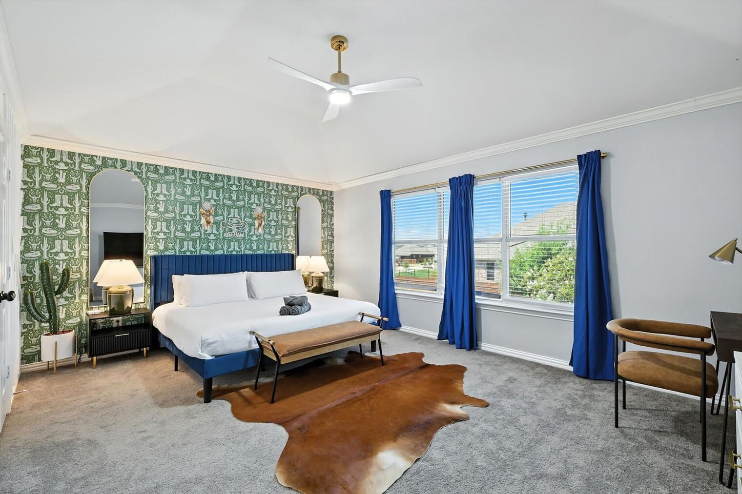 Building Photo - 2516 Castle Pines Dr