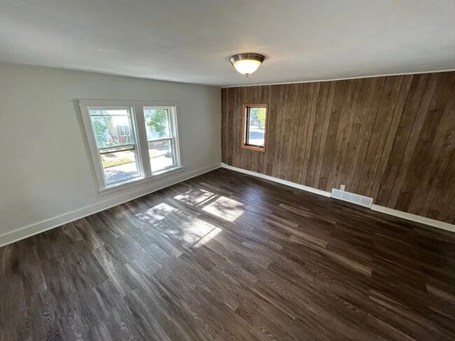 Building Photo - 306 Humboldt Ave