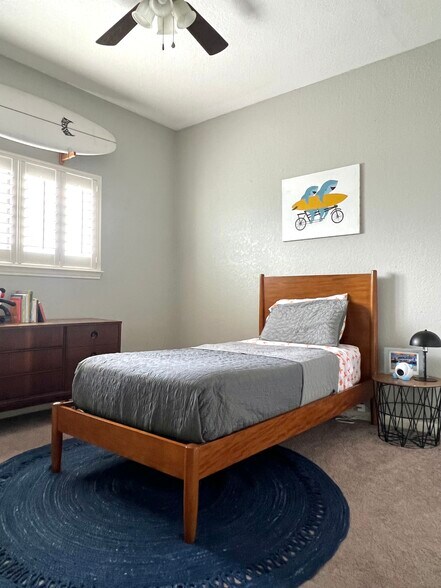 Building Photo - 13403 La Vista Dr
