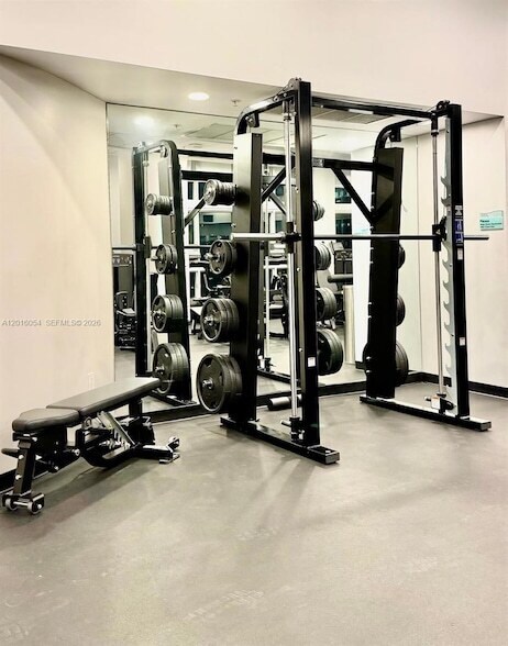 Building Photo - 300 S Biscayne Blvd