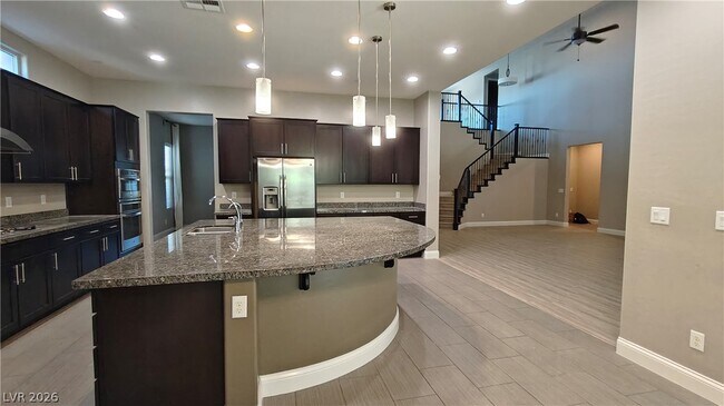 Building Photo - 2868 Josephine Dr