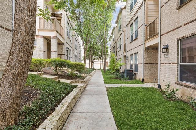 Building Photo - 4830 Cedar Springs Rd