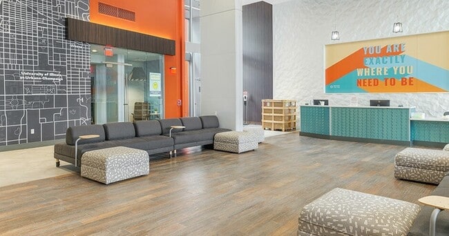 Clubhouse-03-Illini-Tower-Champaign-02 - Illini Tower Apartments