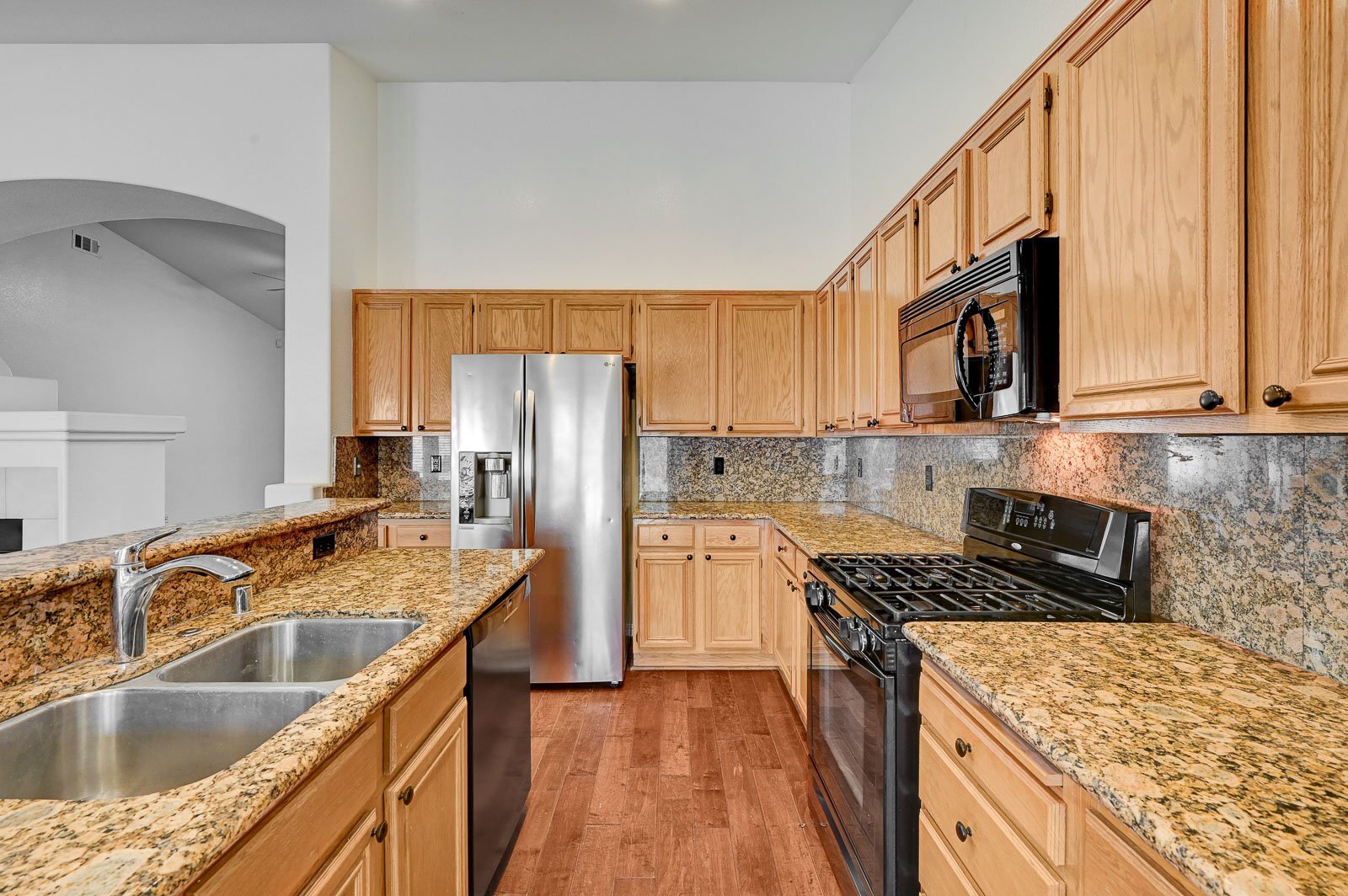 Building Photo - 9042 Edenbridge Ct