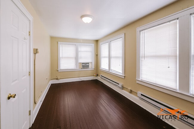 Building Photo - 1600 N 4th St