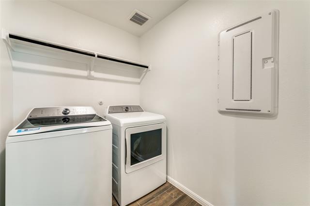 Building Photo - 13180 Zion Dr