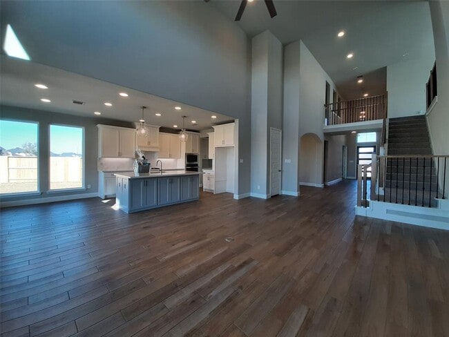Building Photo - 7575 Pemberley Ct