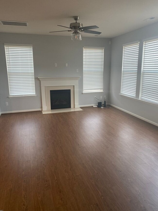 Building Photo - 3416 Copper Creek Ln