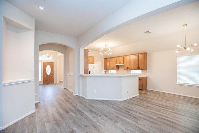 Building Photo - 2710 Falcon Knoll Ln