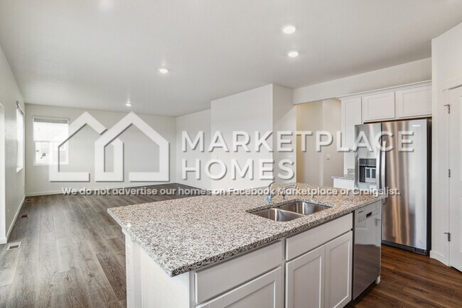 Building Photo - 127 N 66th Ave