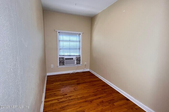 Building Photo - 55 Riberia St