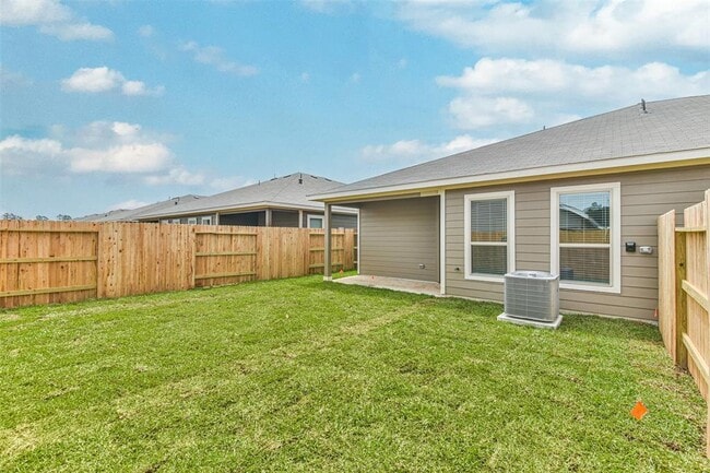 Building Photo - 9708 Grosbeak Ln