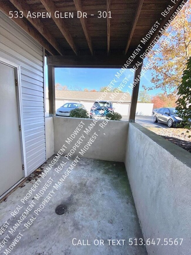 Building Photo - 533 Aspen Glen Dr