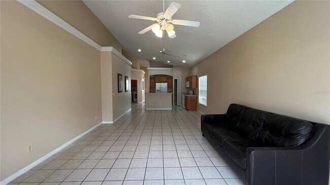 Building Photo - 16713 Rolling Green Dr