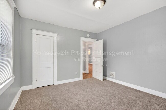 Building Photo - 6705 St Louis Ave