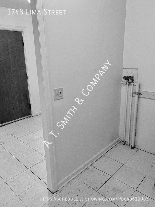 Building Photo - 1748 Lima St