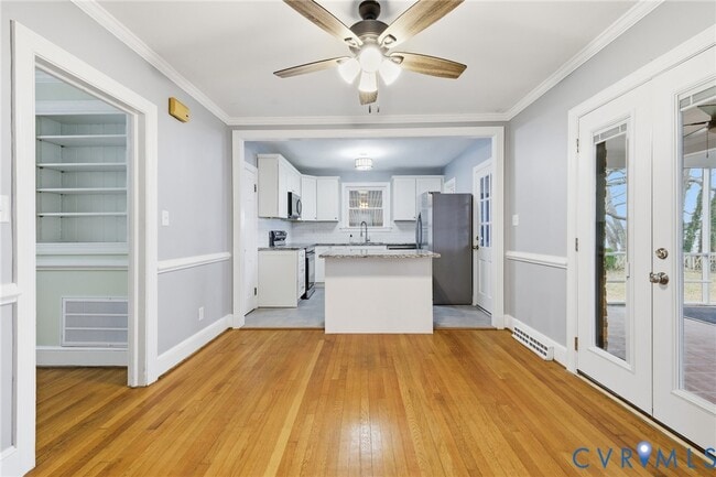 Building Photo - 717 Francis St