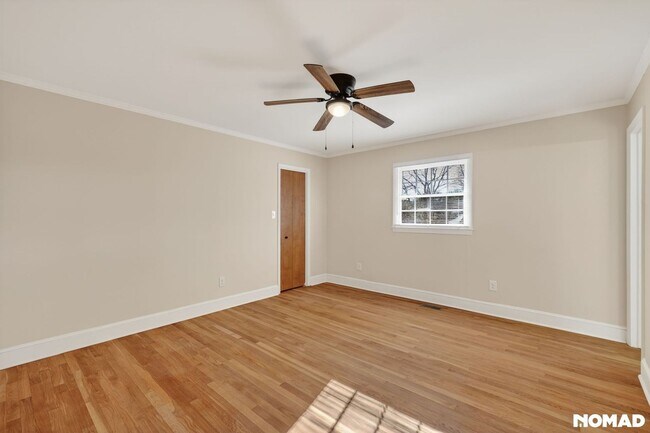 Building Photo - Spacious 4BR House in Mooresville