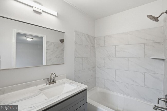 Building Photo - 10718 Kitchener Ct