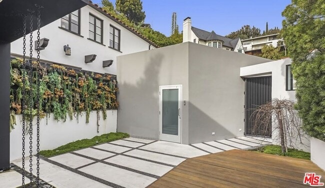 Building Photo - 1377 Miller Pl