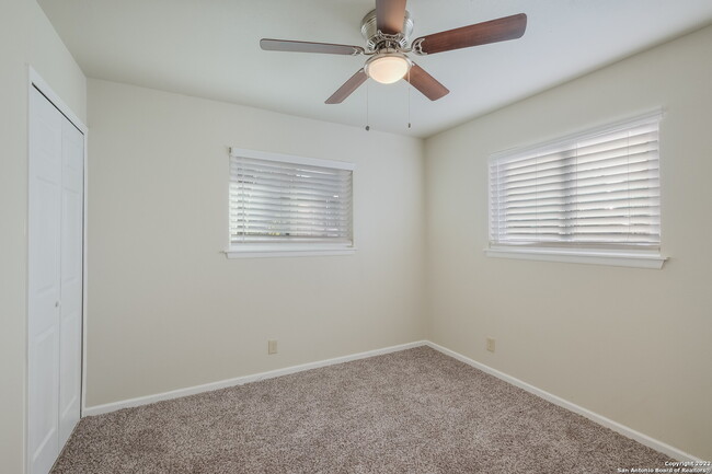 Building Photo - 12202 Valley Oak