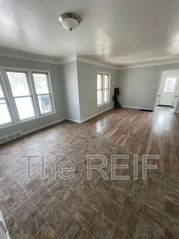 Building Photo - 1553 Illinois Ave