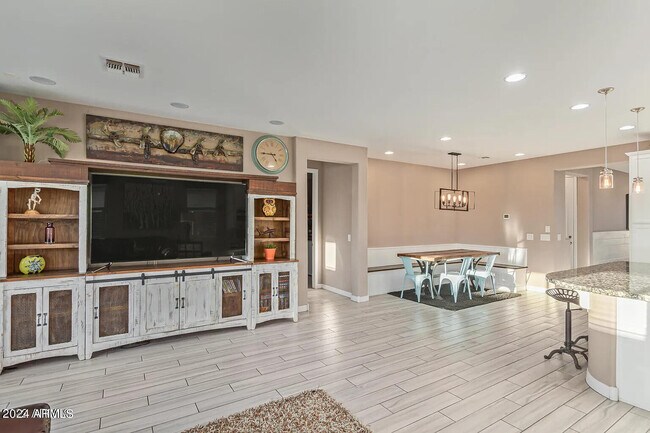 Building Photo - 4652 Cabrio Ter