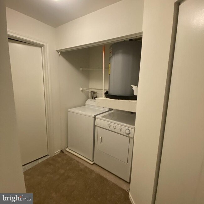 Building Photo - 18510 Boysenberry Dr
