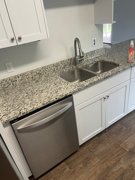 Building Photo - 4755 Rill Loop