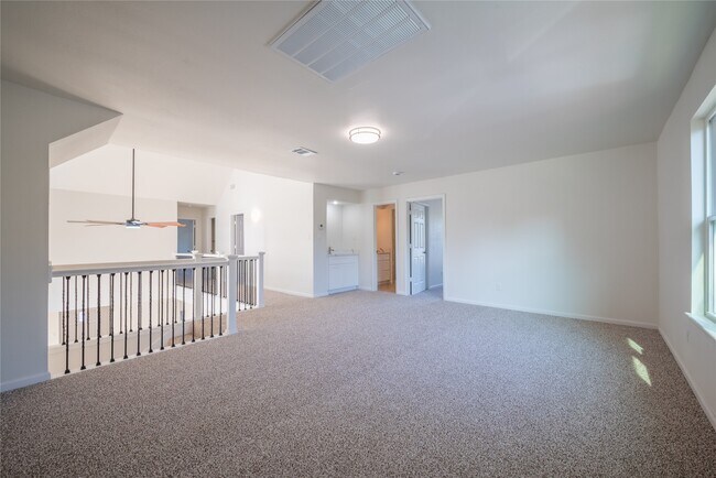 Building Photo - 1923 Big Horn Dr