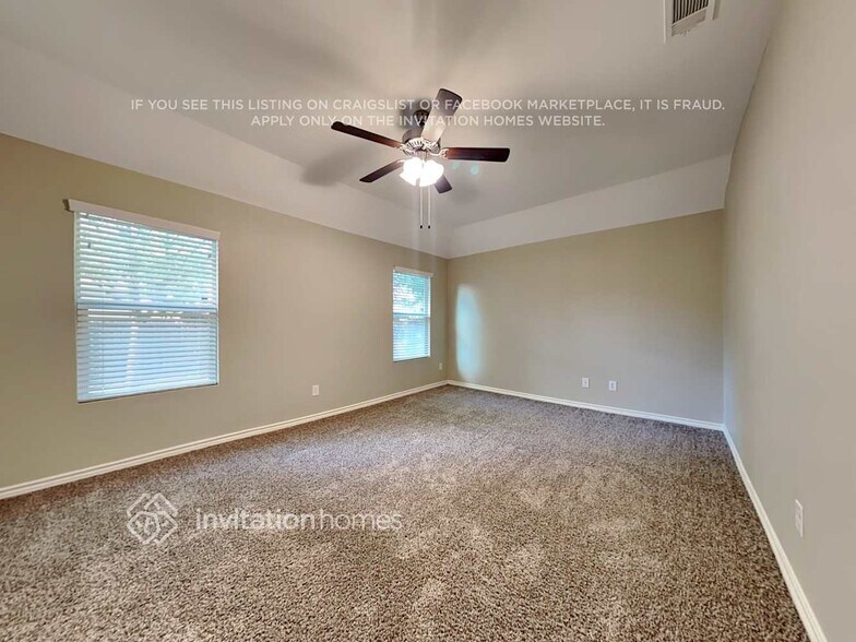 Building Photo - 111 E Kirnwood Dr