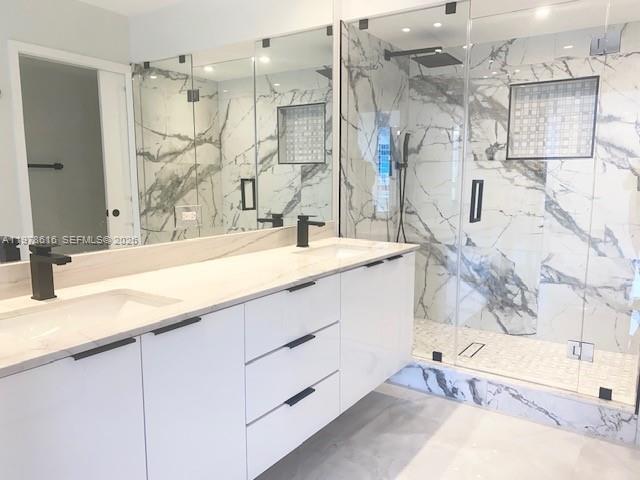 Building Photo - 3530 Mystic Pointe Dr