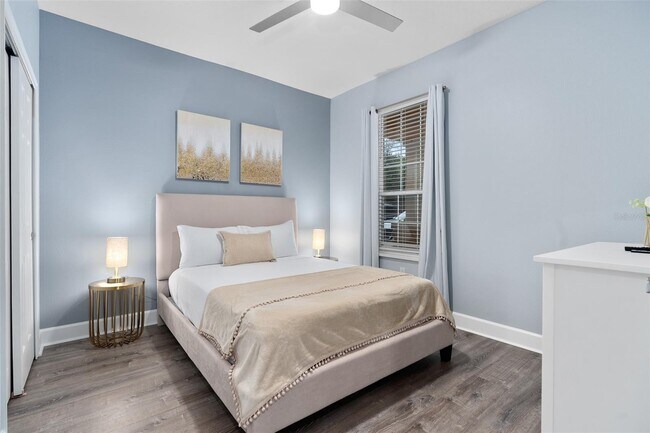 Building Photo - 1601 Tranquil Ave