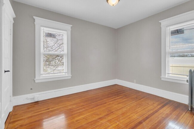 Building Photo - 440 Sumner Ave