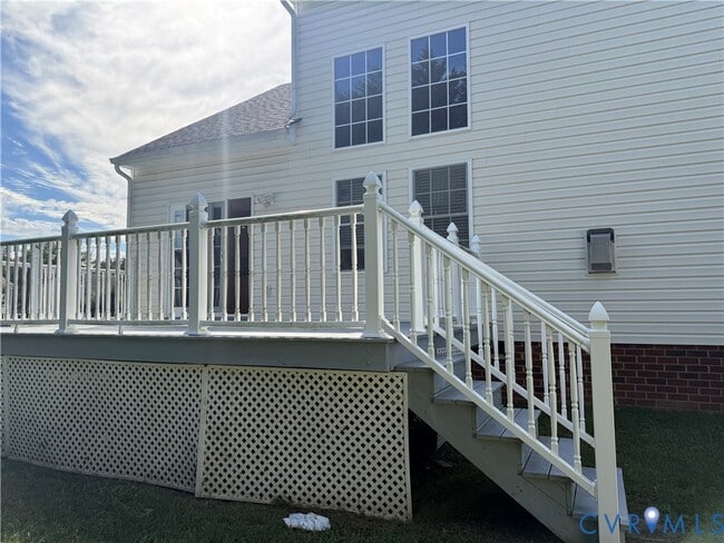 Building Photo - 5719 Barnwood Dr
