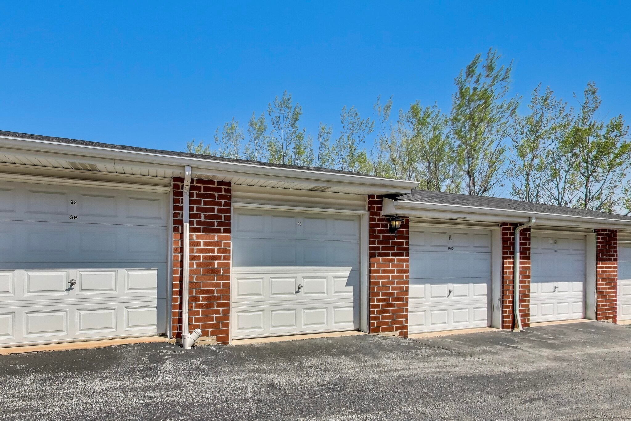 Building Photo - 16671 Liberty Cir