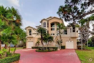 Building Photo - 1661 Seabreeze Dr