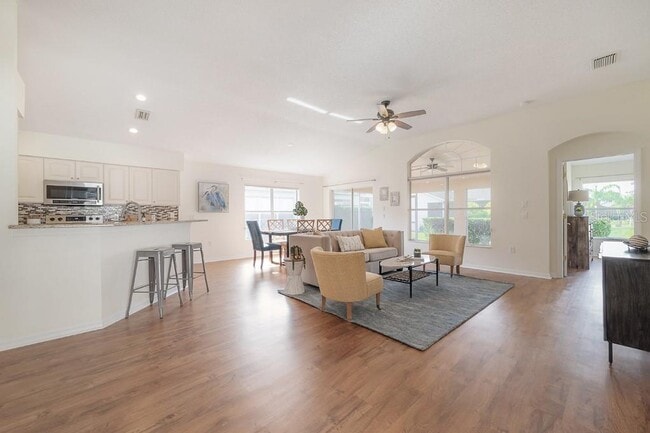 Building Photo - 1639 Arbor Knoll Loop