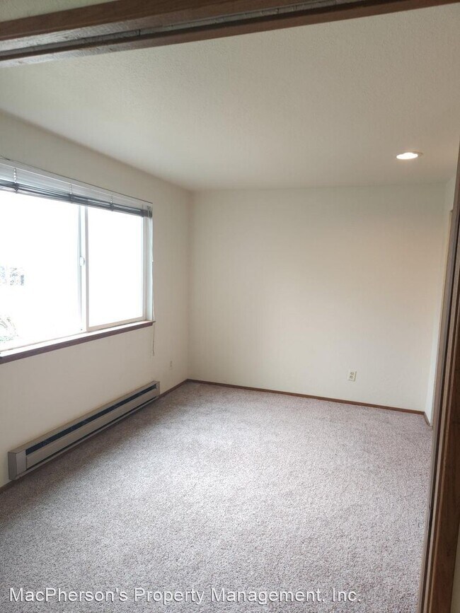 Building Photo - 2 br, 1 bath House - 9484 Redmond-Woodinvi...
