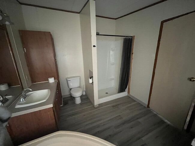 Building Photo - 17186 Countrywood