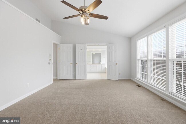 Building Photo - 6137 Manchester Park Cir