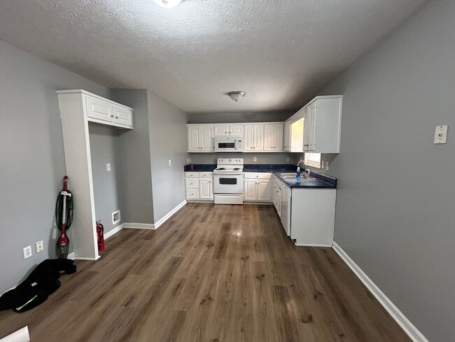Building Photo - 345 Widgeon Dr