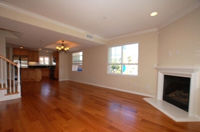 Building Photo - Great Condo in "The Bluffs" Community of Coastal Carlsbad!!