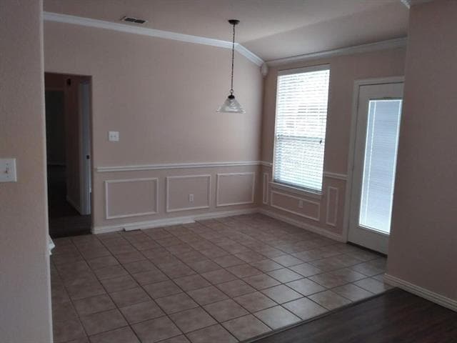 Building Photo - 9017 Racquet Club Dr